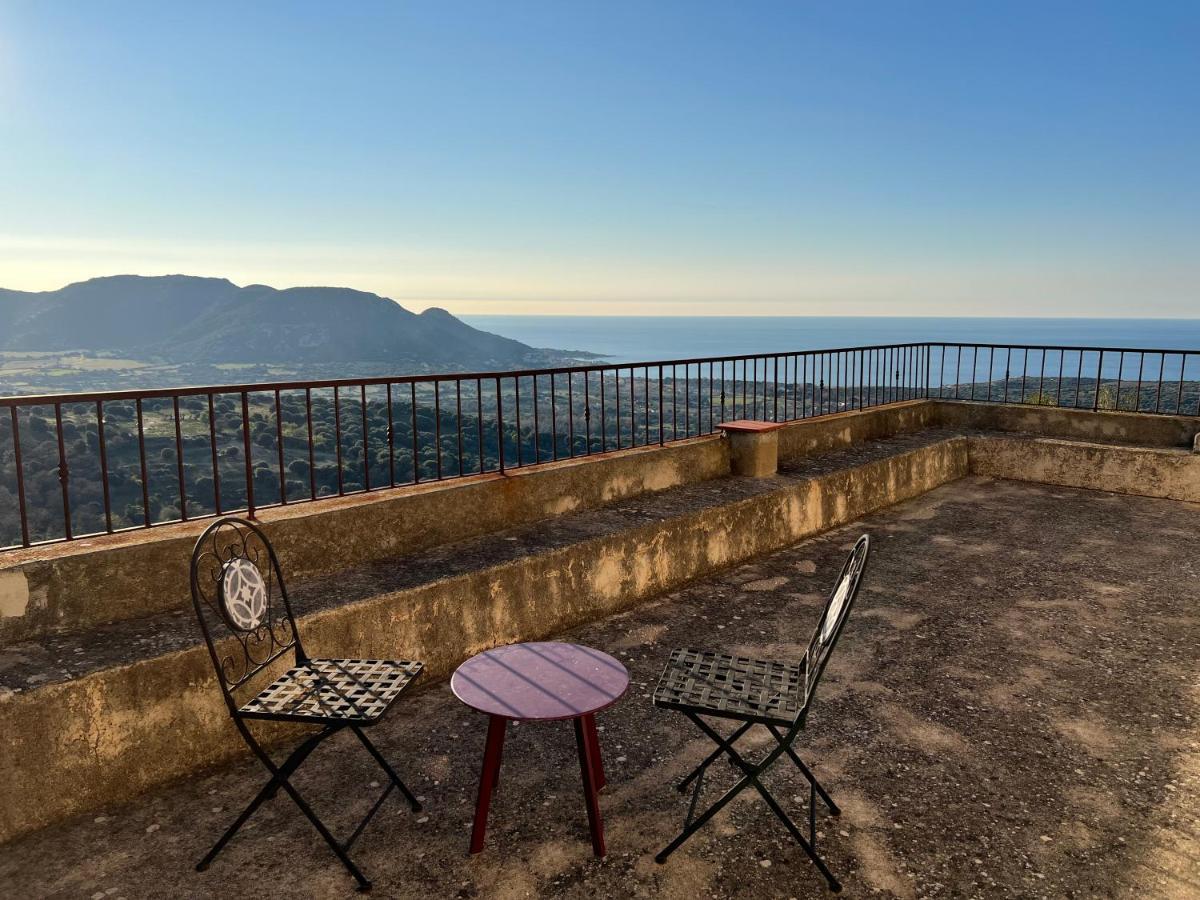 Casa Musicale Hotel Pigna Luaran gambar