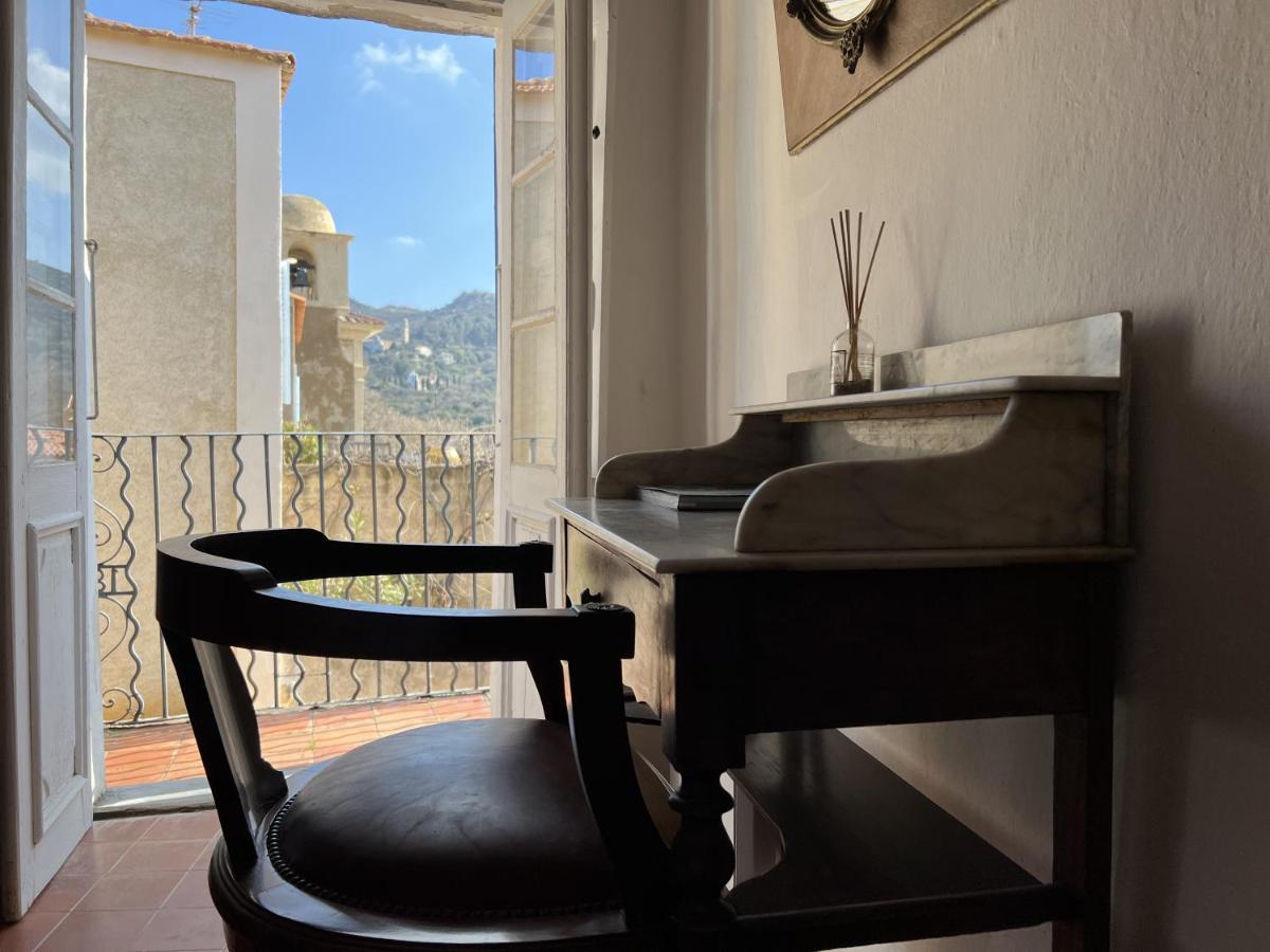 Casa Musicale Hotel Pigna Luaran gambar